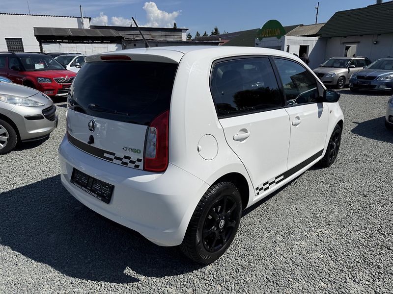 Škoda Citigo 1.0 MPI - fotka 6 z 13