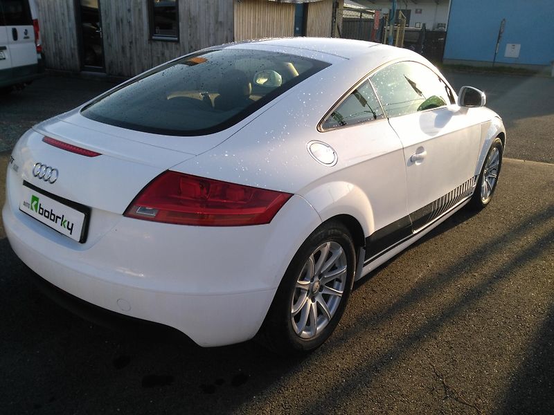 Audi TT 2,0 TFSI /147 kW/ - fotka 3 z 27