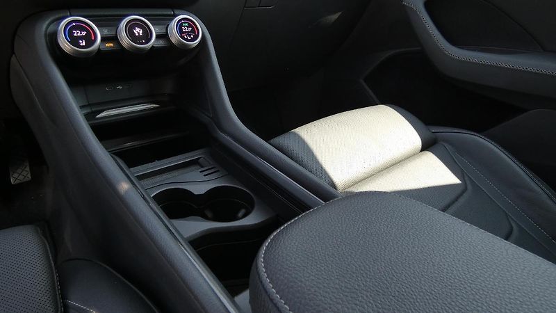 Škoda Kodiaq 2,0 TDi Selection 142 kW 4x4 D - fotka 5 z 28