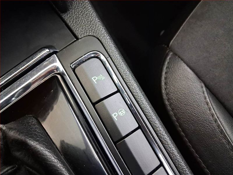 Škoda Superb (2009) 3.6 FSI V6, 4X4, Automat - fotka 20 z 23