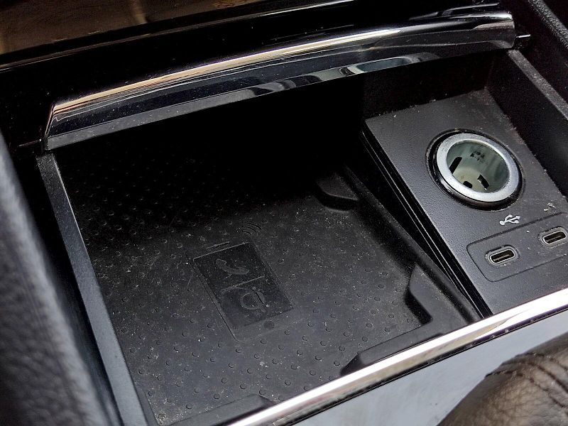 Škoda Kodiaq (2022) Ambition Business 2,0 Tdi 110 - fotka 21 z 36
