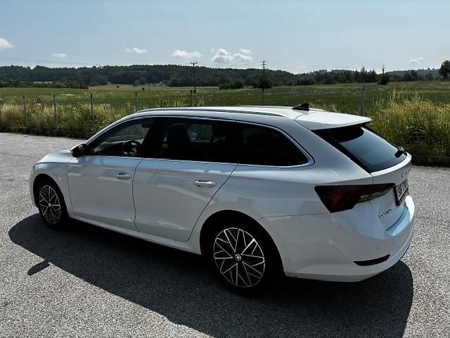 Škoda Octavia (2022) - fotka 4 z 26