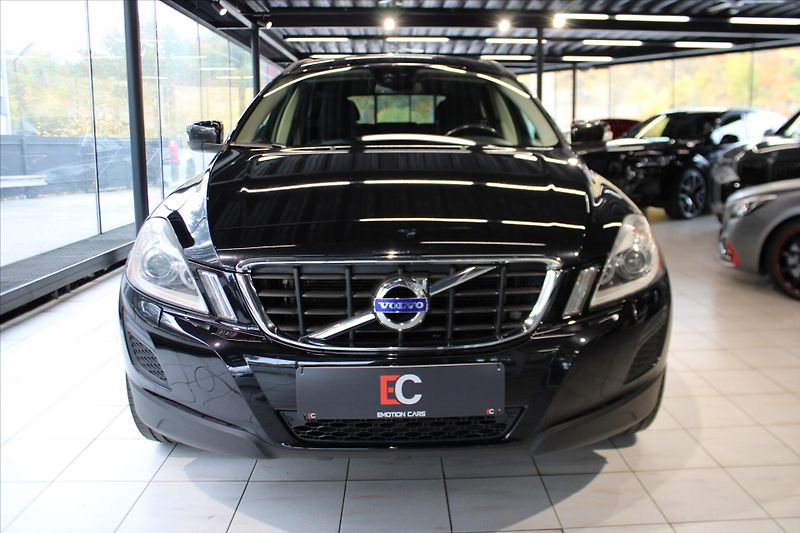 Volvo XC60 D3 AWD Polestar DPH/Tažné - fotka 2 z 26