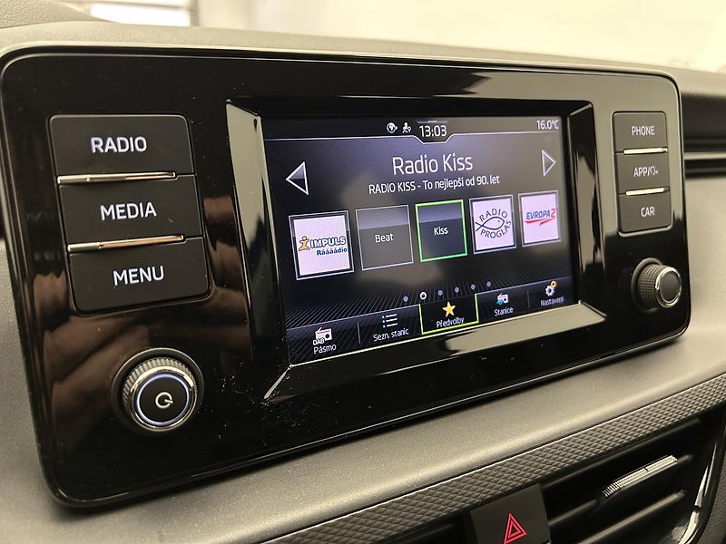 Škoda Scala 1.0 TSI  Ambition   Plus - fotka 12 z 22