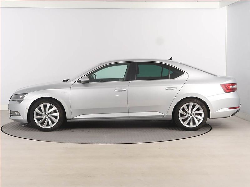 Škoda Superb (2016) Laurin&Klement 2.0 TDI - fotka 3 z 21