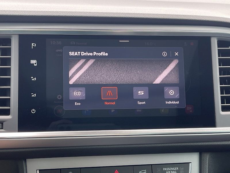 Seat Ateca (2024) 1.5 TSI 110 kW FR DSG Panorama - fotka 17 z 35