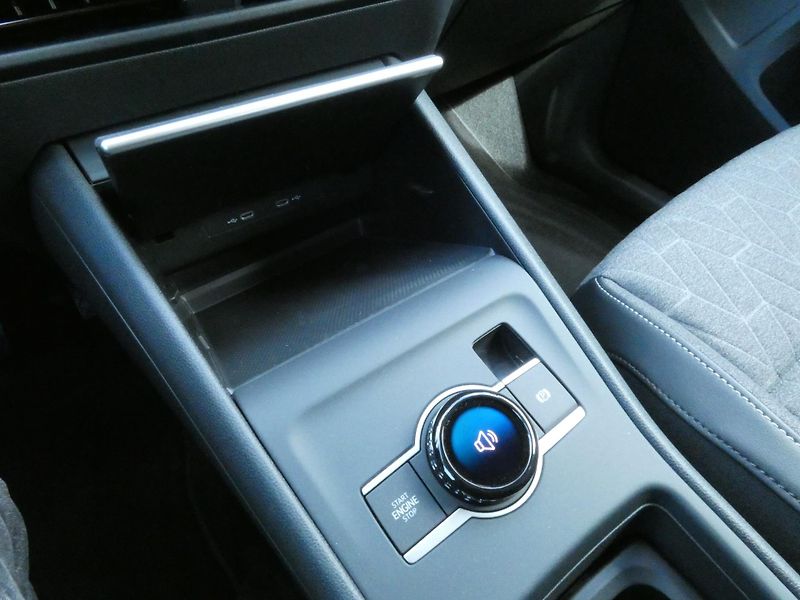 Volkswagen Tiguan Life 1,5 eTSI 110 kW mHEV - fotka 28 z 30