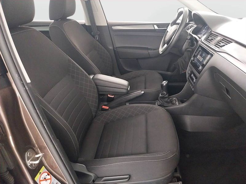Škoda Rapid (2018) Style 1.0 TSI, ČR,1.maj - fotka 9 z 19