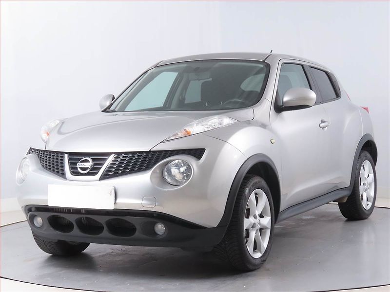 Nissan Juke (2013) 1.6 DIG-T - fotka 2 z 15