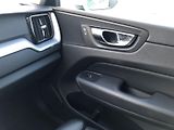 Volvo XC60 (2019) Volvo XC60 B4 AWD MOMENTUM PRO - náhled 14