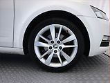 Škoda Octavia (2018) 2.0 TDI, Automat, Serv.kniha - náhled 15
