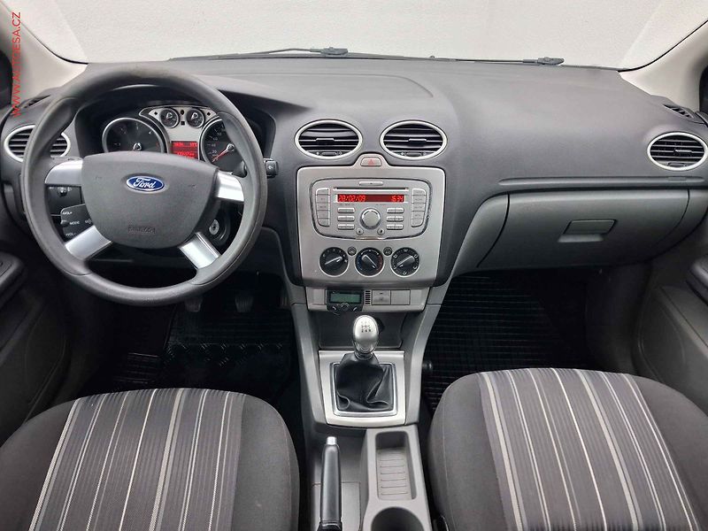 Ford Focus (2008) 1.8 TDCI, ČR, AC, STK8/28 - fotka 8 z 15