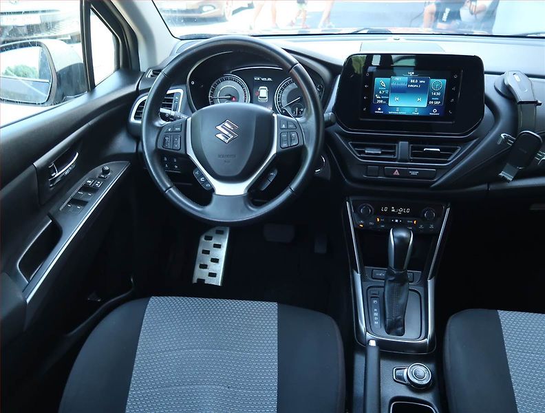 Suzuki SX4 S-Cross (2022) GL+ 1.4 BoosterJet - fotka 7 z 17