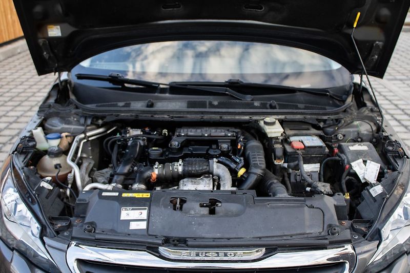 Peugeot 308 - fotka 34 z 36