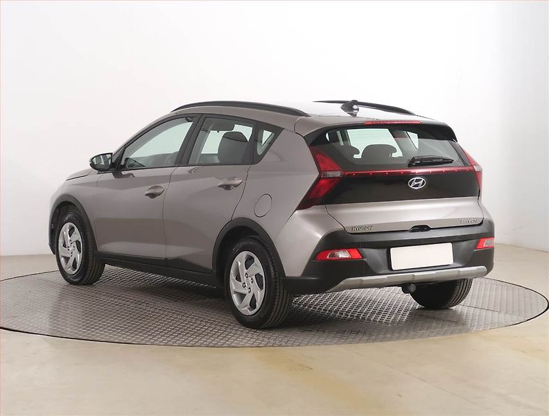 Hyundai Bayon (2022) 1.2 i, Serv.kniha - fotka 4 z 16