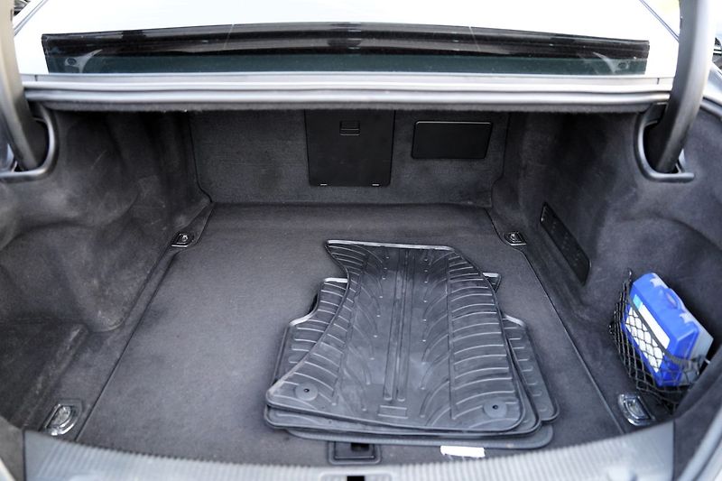 Audi A8 3.0 TDI Quattro/Tiptr./Matrix - fotka 15 z 48