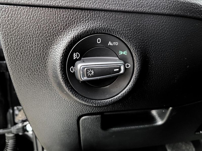 Škoda Superb 1,4 PHEV,160kw,DSG,Clever+ - fotka 37 z 49