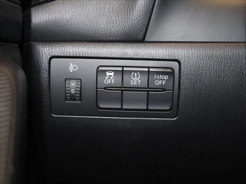 Mazda 3 2,0 G120 MT 1.majitel 168tkm. - fotka 15 z 17
