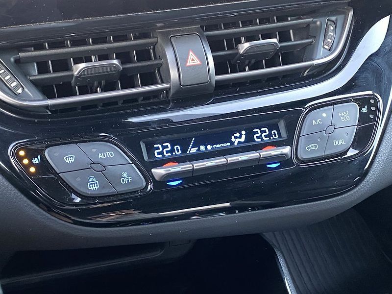 Toyota C-HR 2.0HEV, ČR, GR Sport, záruka - fotka 13 z 16