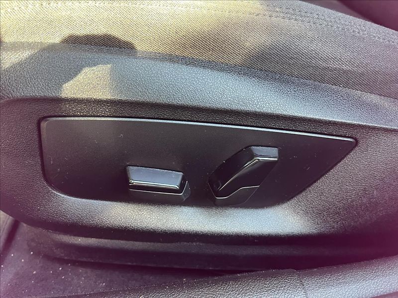 BMW Řada 5 2,0 d 140kW  Navi,LED,Kamera - fotka 16 z 45