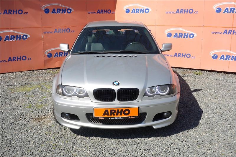 BMW Řada 3 318 Ci, SERVISNÍ KNIHA. - fotka 2 z 35