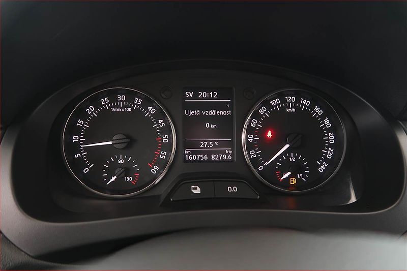 Škoda Rapid (2014) Spaceback 1.6 TDI, Navi - fotka 11 z 15