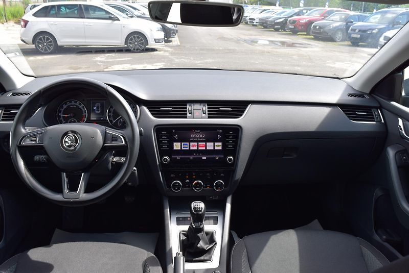 Škoda Octavia (2020) 2.0TDI 110kw AMBITION NAVI APP - fotka 20 z 50