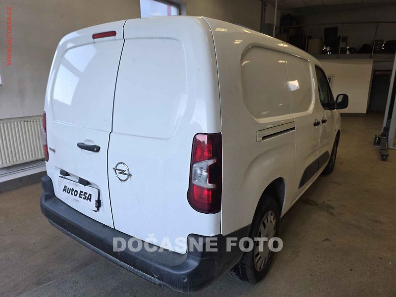 Opel Combo (2020) 1.5CDTi MAXi, AC - fotka 2 z 3
