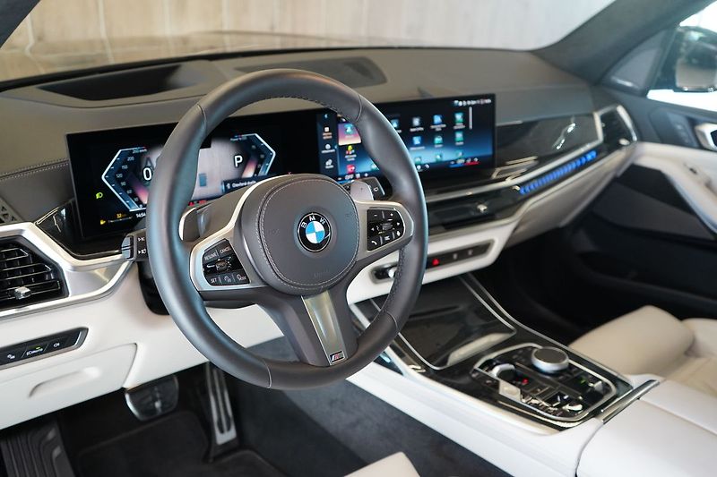 BMW X7 40d xDrive, Nezávislé, Tažné - fotka 18 z 49