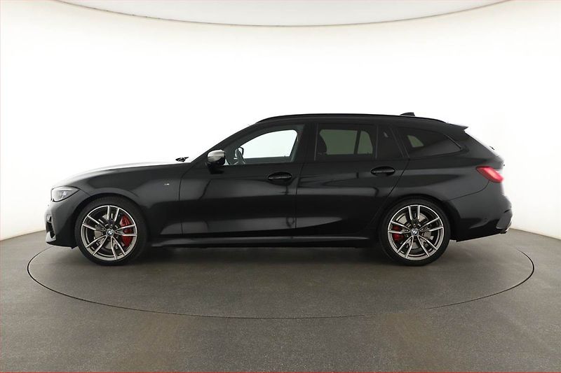 BMW Řada 3 (2021) M340i xDrive, 360°, ACC, HUD - fotka 3 z 22