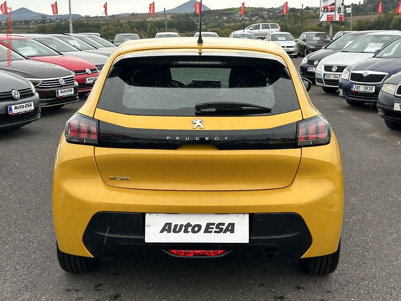 Peugeot 208 (2023) 1.2 PT, 1.maj,ČR, Temp., AC - fotka 5 z 16