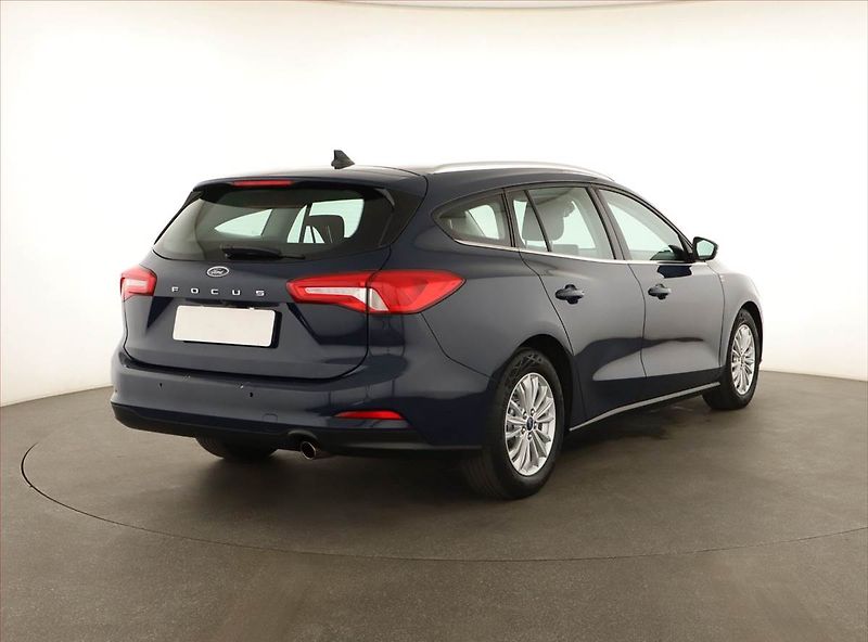 Ford Focus (2020) 1.5 EcoBlue, Navi, Tempomat - fotka 5 z 18