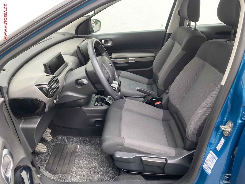 Citroën C4 Cactus (2019) 1.2 PT, 1.maj,ČR, Feel - fotka 9 z 19