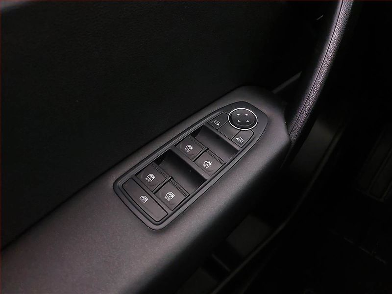 Renault Captur (2021) 1.0 TCe, Serv.kniha, Tempomat - fotka 12 z 15