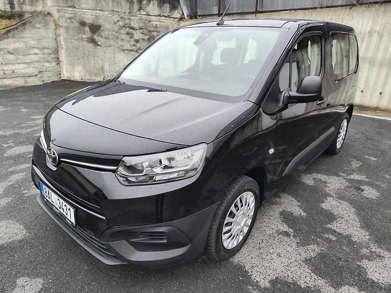 Toyota ProAce City Verso 1.2 T 81KW/1.MAJ.ČR/ACC/KAMERA - fotka 2 z 37