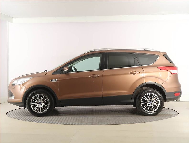Ford Kuga (2013) 2.0 TDCi, 4X4, Xenony - fotka 3 z 23