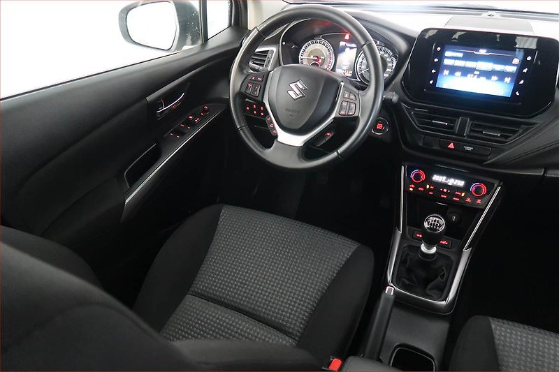 Suzuki SX4 S-Cross (2021) Premium 1.4 BoosterJet - fotka 7 z 19