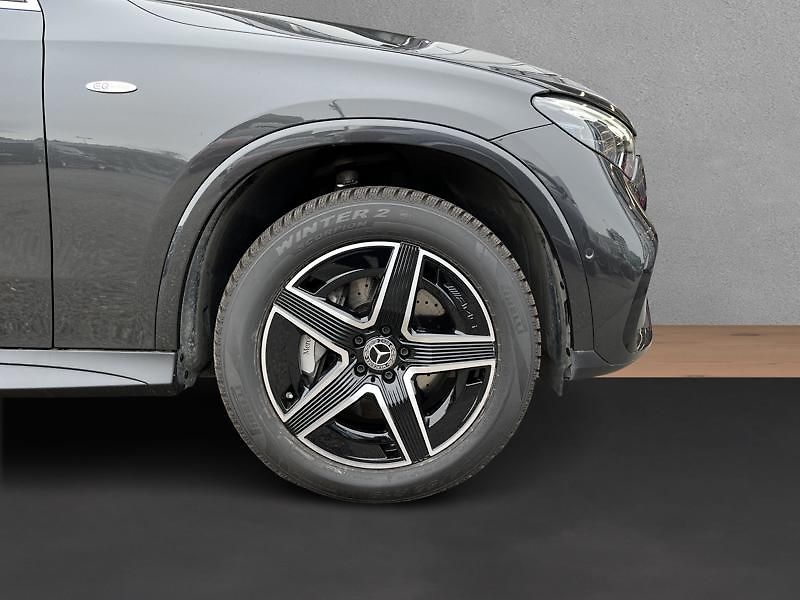 Mercedes-Benz GLC Coupé 300 e 4MATIC kupé s hybr - fotka 9 z 21
