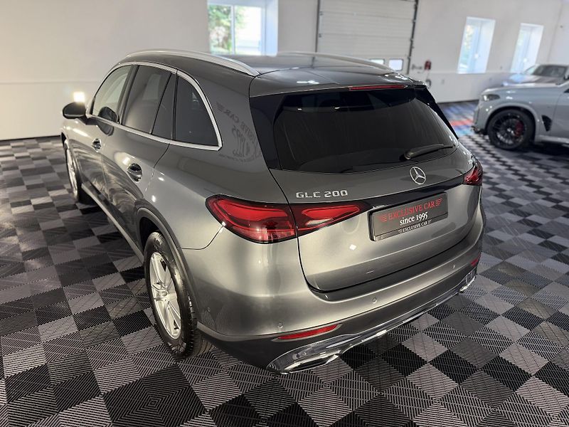 Mercedes-Benz GLC 200 benzin 4M LED Tažné - fotka 7 z 38