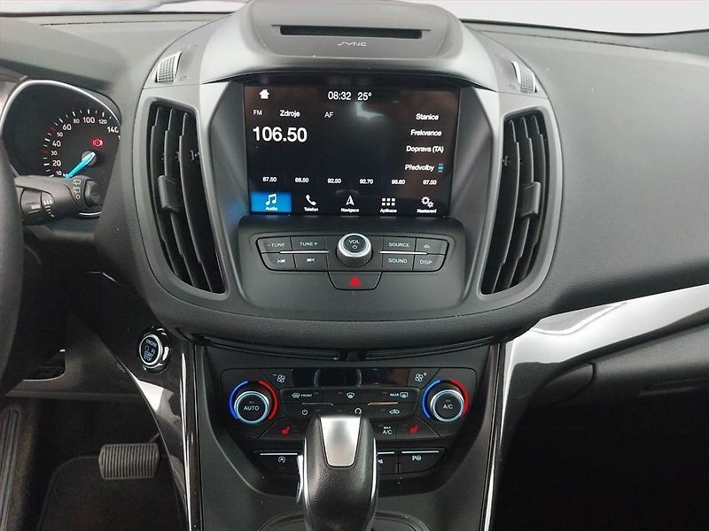 Ford Kuga (2019) 2.0 TDCi, 4X4, Automat - fotka 12 z 22