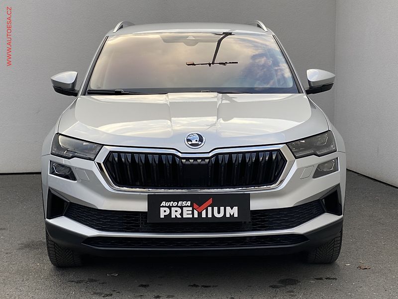 Škoda Karoq (2022) 1.5 TSi, 2.maj,ČR, Exclusive - fotka 2 z 17