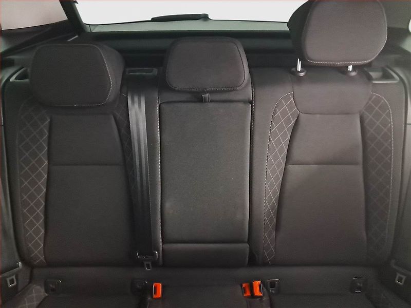 Škoda Karoq (2019) Ambition 2.0 TDI, Navi - fotka 10 z 19