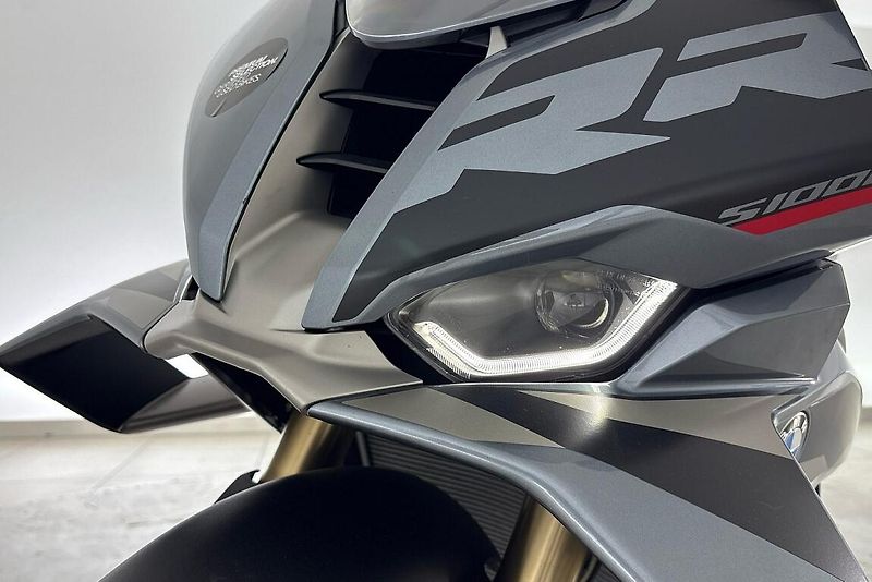 BMW S 1000 RR - fotka 7 z 13