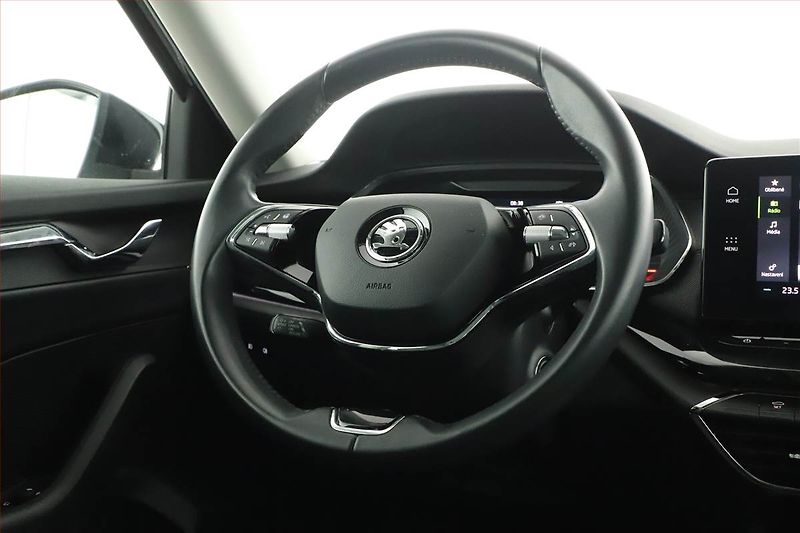 Škoda Octavia (2023) Style 2.0 TDI - fotka 19 z 21