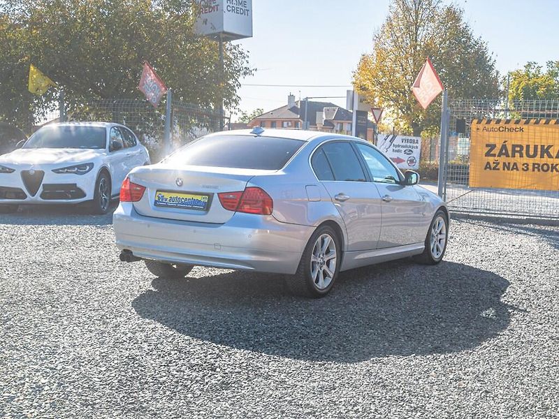BMW Řada 3 (2011) 325i 160KW mat HK – NAVIGACE - fotka 5 z 52