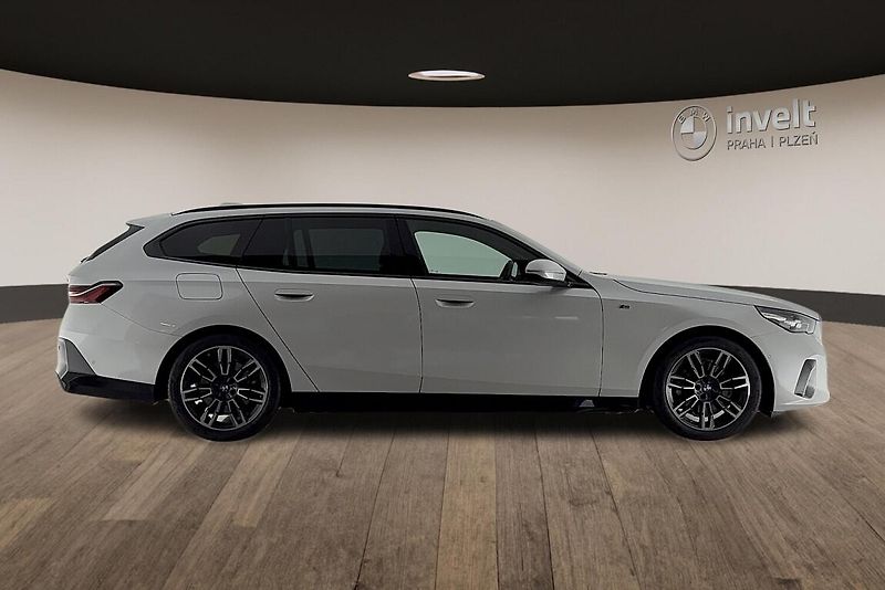 BMW Řada 5 řady 5 | 520d xDrive - fotka 2 z 13