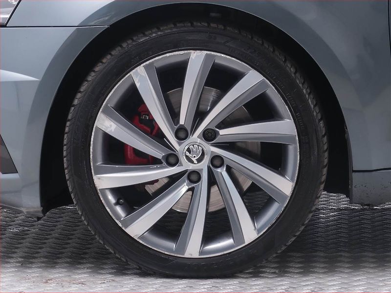 Škoda Octavia (2018) RS 2.0 TDI, Automat - fotka 15 z 24