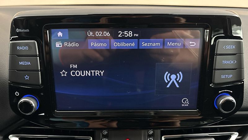 Hyundai i30 1.0 T-GDI Smart Kombi - fotka 11 z 24