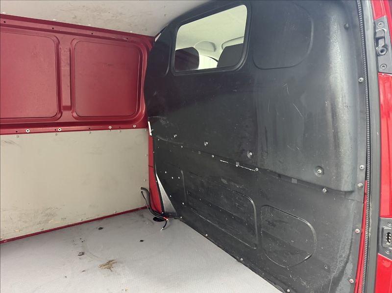 Volkswagen Transporter 2,0 TDI 110kW 4MOT DPH původČR - fotka 21 z 50