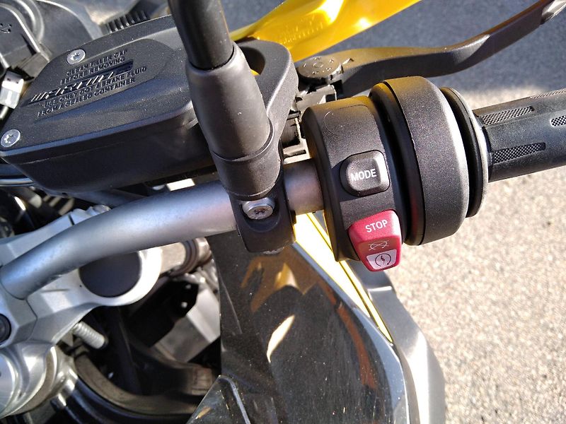BMW F750GS - fotka 10 z 16